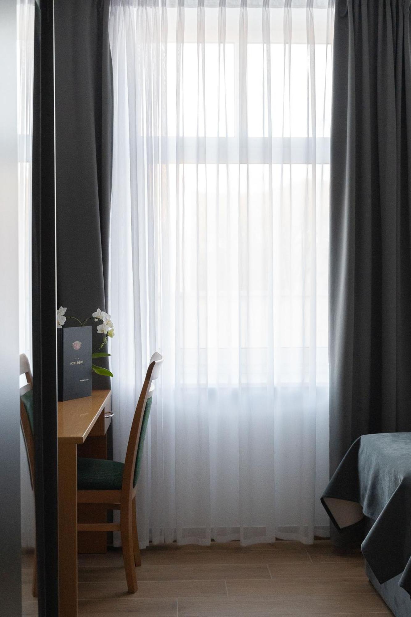 Hotel Tabor Sežana Zewnętrze zdjęcie