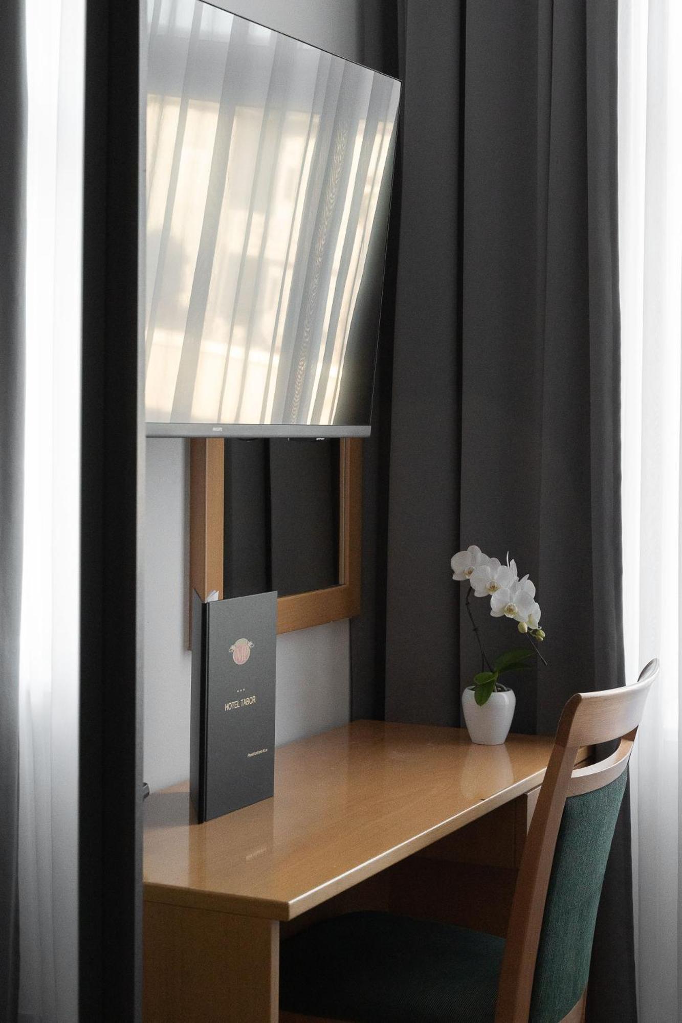 Hotel Tabor Sežana Zewnętrze zdjęcie