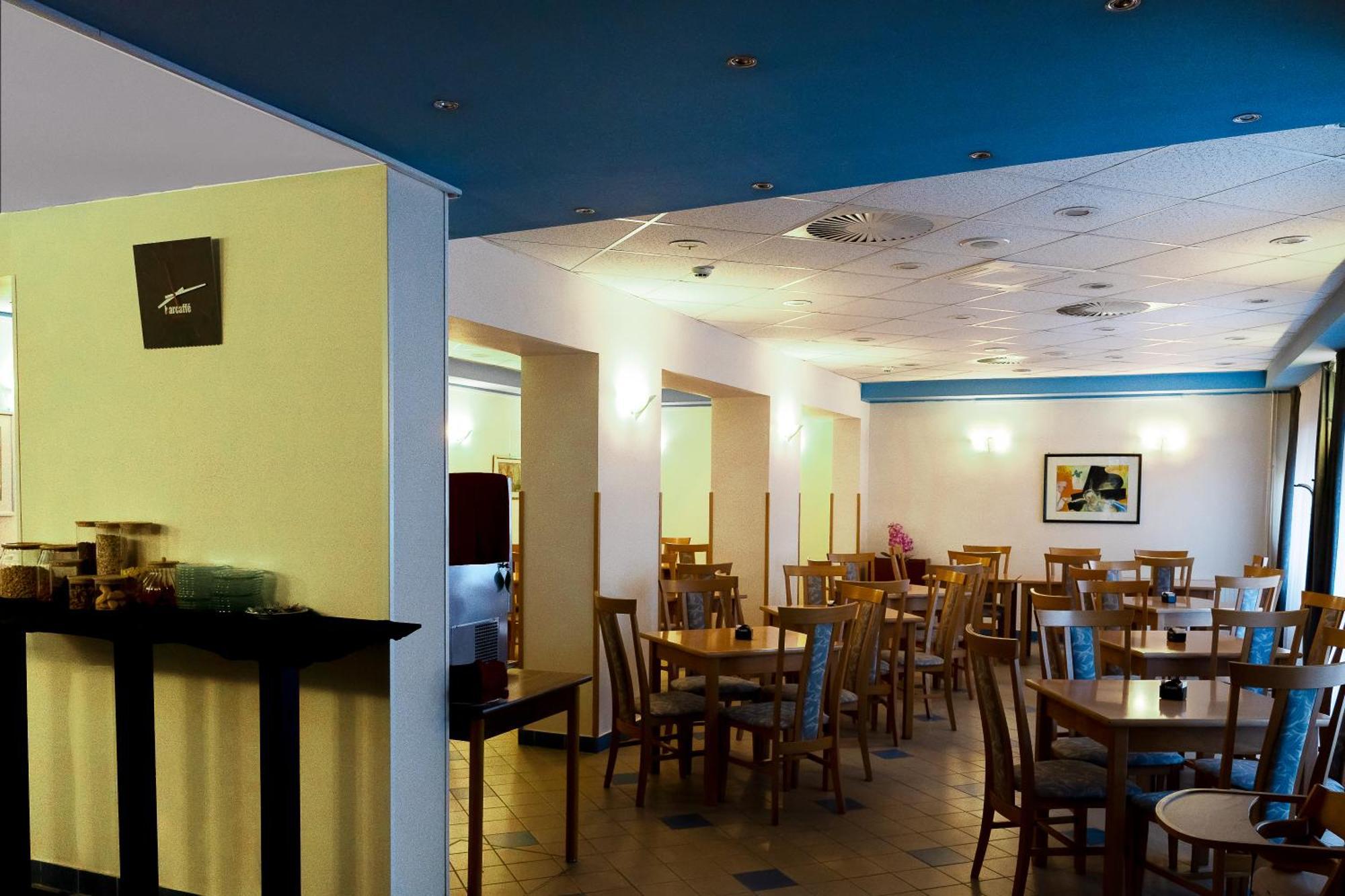 Hotel Tabor Sežana Zewnętrze zdjęcie