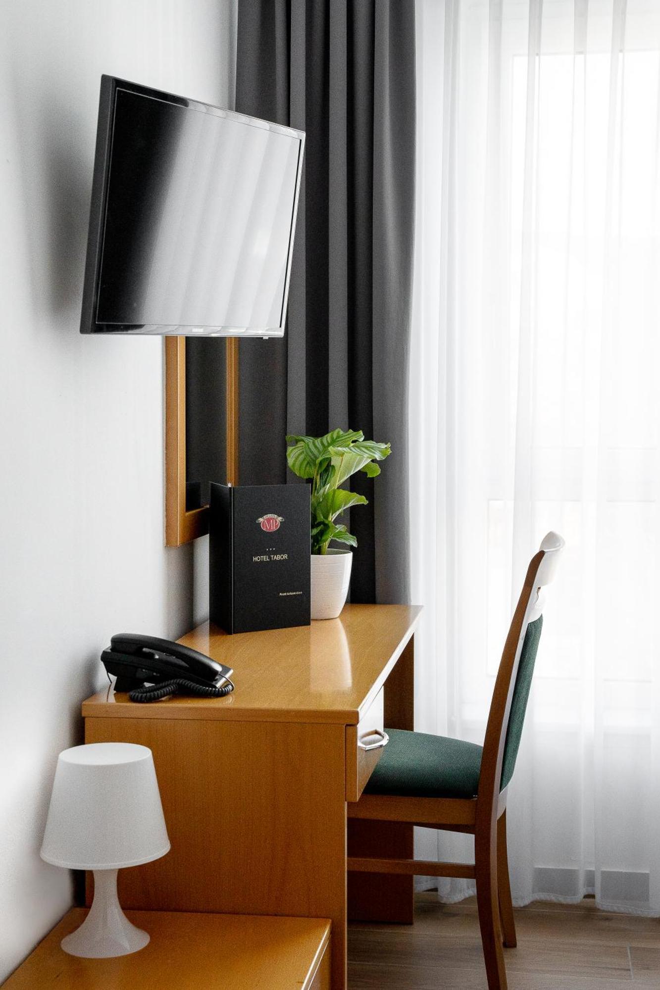 Hotel Tabor Sežana Zewnętrze zdjęcie
